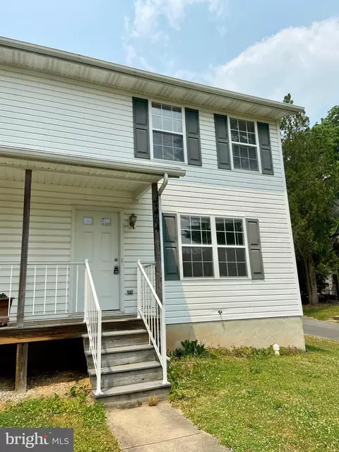 7404 Locust, Eldersburg, MD 21784