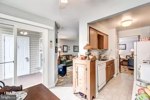 3860 Normandy Dr #1D, Hampstead, MD 21074 photo 10