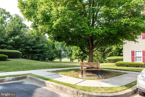 3860 Normandy Dr #1D, Hampstead, MD 21074 photo 2