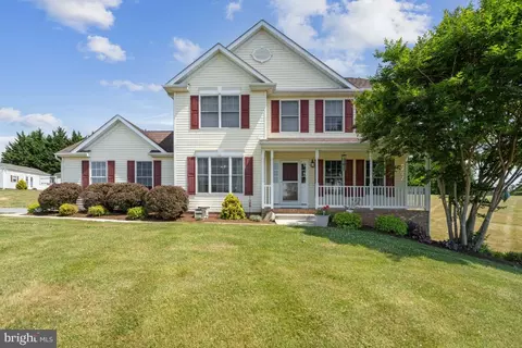1920 Danlyn Dr, Manchester, MD 21102
