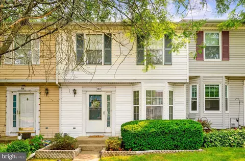 704 Medinah Cir, Westminster, MD 21158