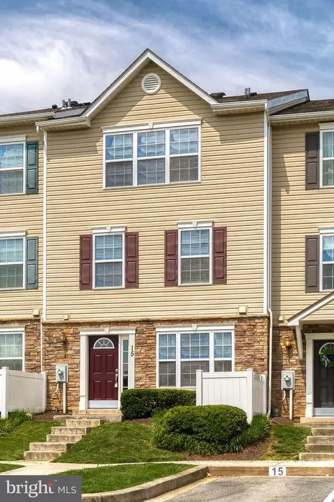 6488 Cornwall Dr #15, Sykesville, MD 21784