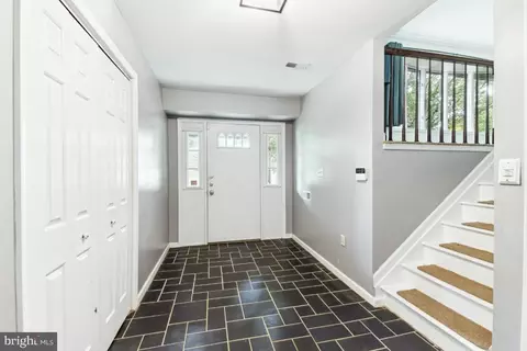 1211 Wynside Ln, Hampstead, MD 21074 photo 6