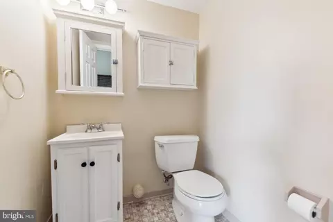 1211 Wynside Ln, Hampstead, MD 21074 photo 21