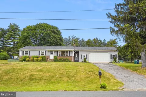 4406 Raymond Ave, Sykesville, MD 21784