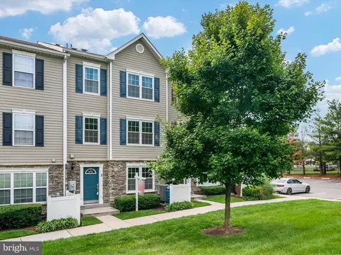 6498 Cornwall Dr #2, Eldersburg, MD 21784