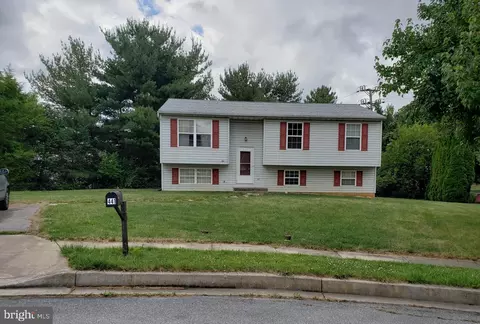 441 Baronets Ct, Westminster, MD 21157 photo 2