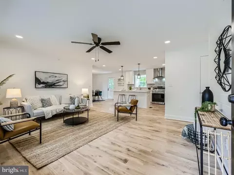 547 Oak Tree Rd, Westminster, MD 21157 photo 5