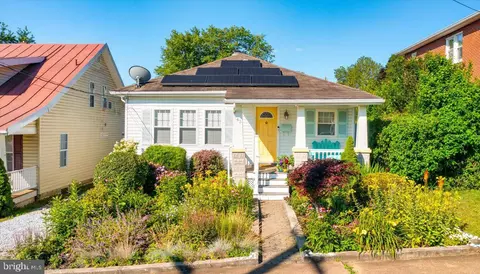 43 Westmoreland St, Westminster, MD 21157