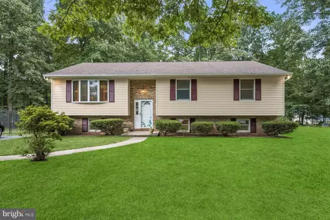 838 Wilda Dr, Westminster, MD 21157