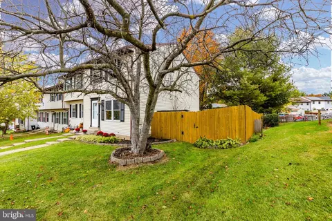 768 Windsor Dr, Westminster, MD 21158 photo 8
