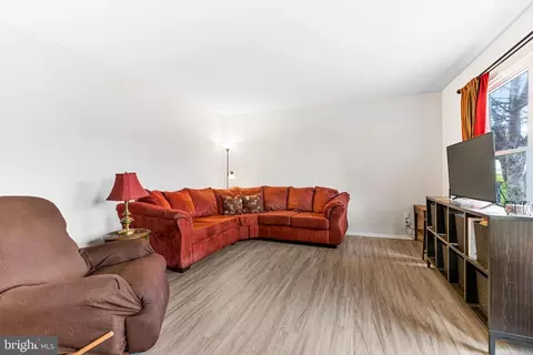 768 Windsor Dr, Westminster, MD 21158 photo 9