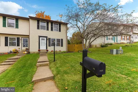 768 Windsor Dr, Westminster, MD 21158 photo 3