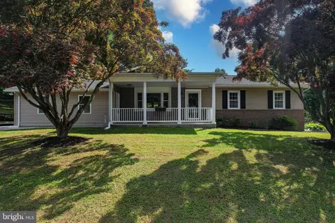 631 Lynn Way, Sykesville, MD 21784