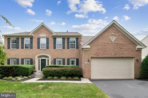 5641 Compton Ln, Sykesville, MD 21784