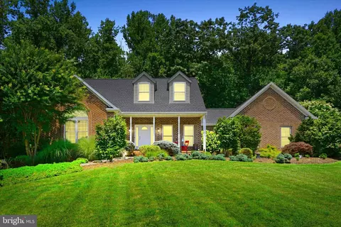 1906 Musgrave Ritual Dr, Sykesville, MD 21784
