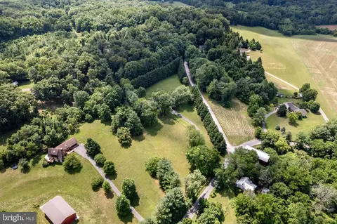 2857 E Mayberry Rd E, Taneytown, MD 21787 photo 5