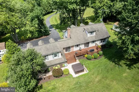 2857 E Mayberry Rd E, Taneytown, MD 21787 photo 9