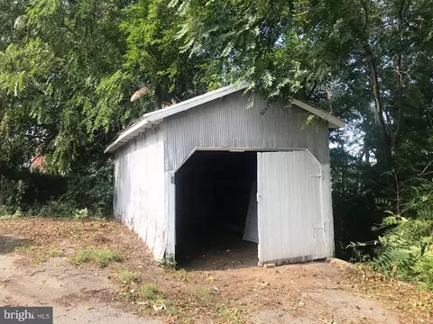 316 E Main St, Westminster, MD 21157 photo 5
