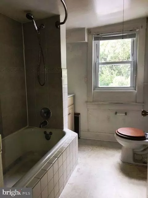 316 E Main St, Westminster, MD 21157 photo 15