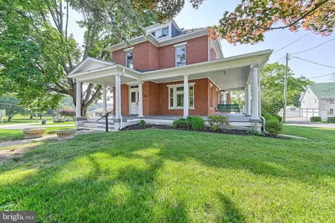 419 Main St, New Windsor, MD 21776
