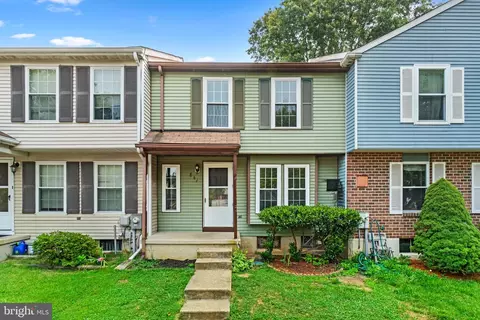 841 Ewing Dr, Westminster, MD 21158