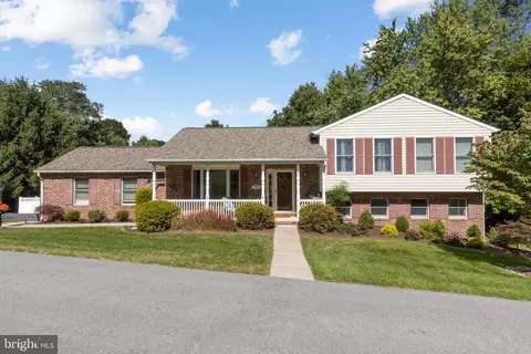 1214 Cape Sable Dr, Westminster, MD 21158