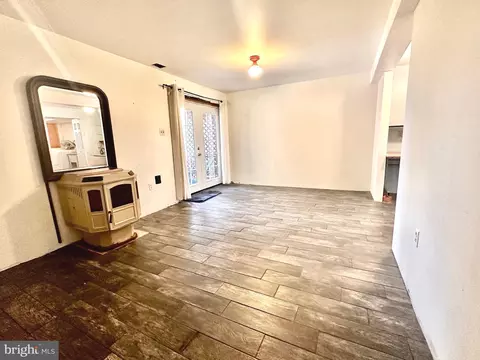 689 Clearview Ave, Hampstead, MD 21074 photo 24