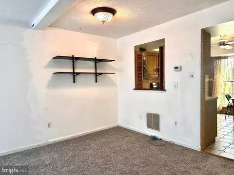 689 Clearview Ave, Hampstead, MD 21074 photo 8