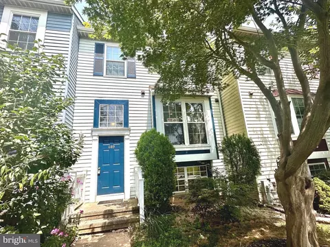 689 Clearview Ave, Hampstead, MD 21074 photo 2