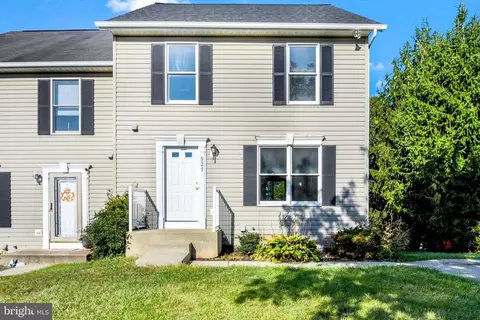 527 Gentry Ct, Westminster, MD 21157