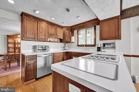 2214 Albert Rill Rd, Hampstead, MD 21074 photo 16
