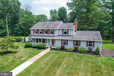 2214 Albert Rill Rd, Hampstead, MD 21074 photo 2