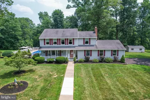 2214 Albert Rill Rd, Hampstead, MD 21074