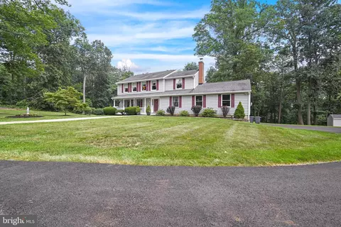 2214 Albert Rill Rd, Hampstead, MD 21074 photo 3