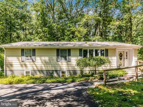 928 Western Chapel Rd, Westminster, MD 21157