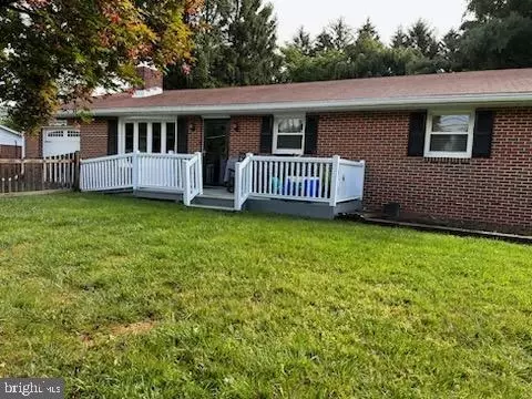 6823 Ridge Rd, Marriottsville, MD 21104