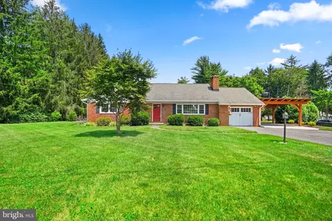 4841 Cherry Tree Ln, Sykesville, MD 21784