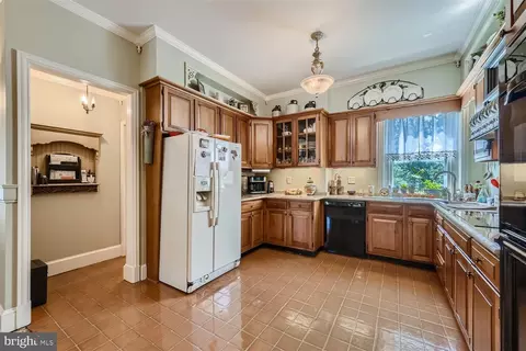 262 E Main St, Westminster, MD 21157 photo 10