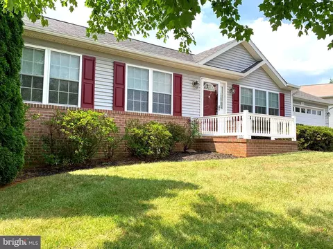 320 Snowfall Way, Westminster, MD 21157
