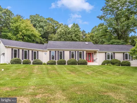 830 Jessica Lee Ln, Westminster, MD 21157