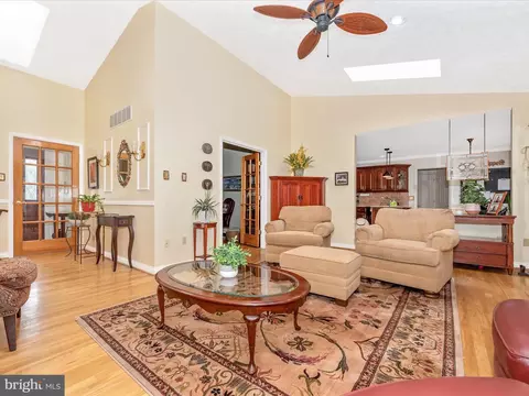 830 Jessica Lee Ln, Westminster, MD 21157 photo 7
