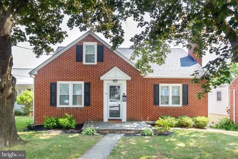 14 Kemper Ave, Westminster, MD 21157
