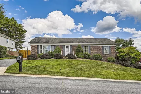 85 Bonfire Ct, Westminster, MD 21157