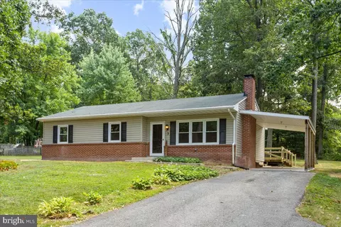 3 Barnhart Rd, Westminster, MD 21158