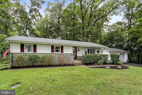 1052 Buckhorn Rd, Sykesville, MD 21784