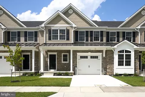 1722 Botanical Ct #27, Sykesville, MD 21784