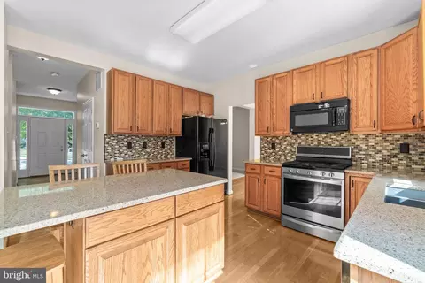677 Windsor Dr, Westminster, MD 21158 photo 13