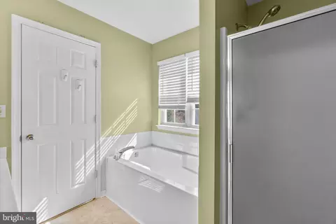 677 Windsor Dr, Westminster, MD 21158 photo 34