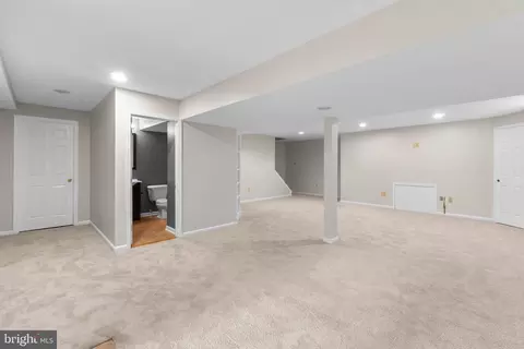 677 Windsor Dr, Westminster, MD 21158 photo 37